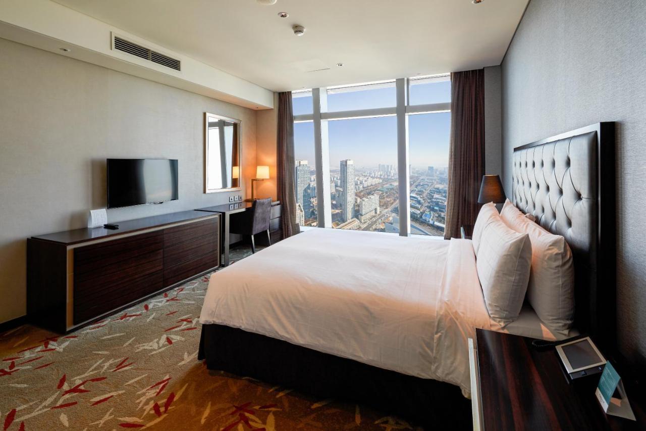 Oakwood Premier Incheon Aparthotel Exterior photo