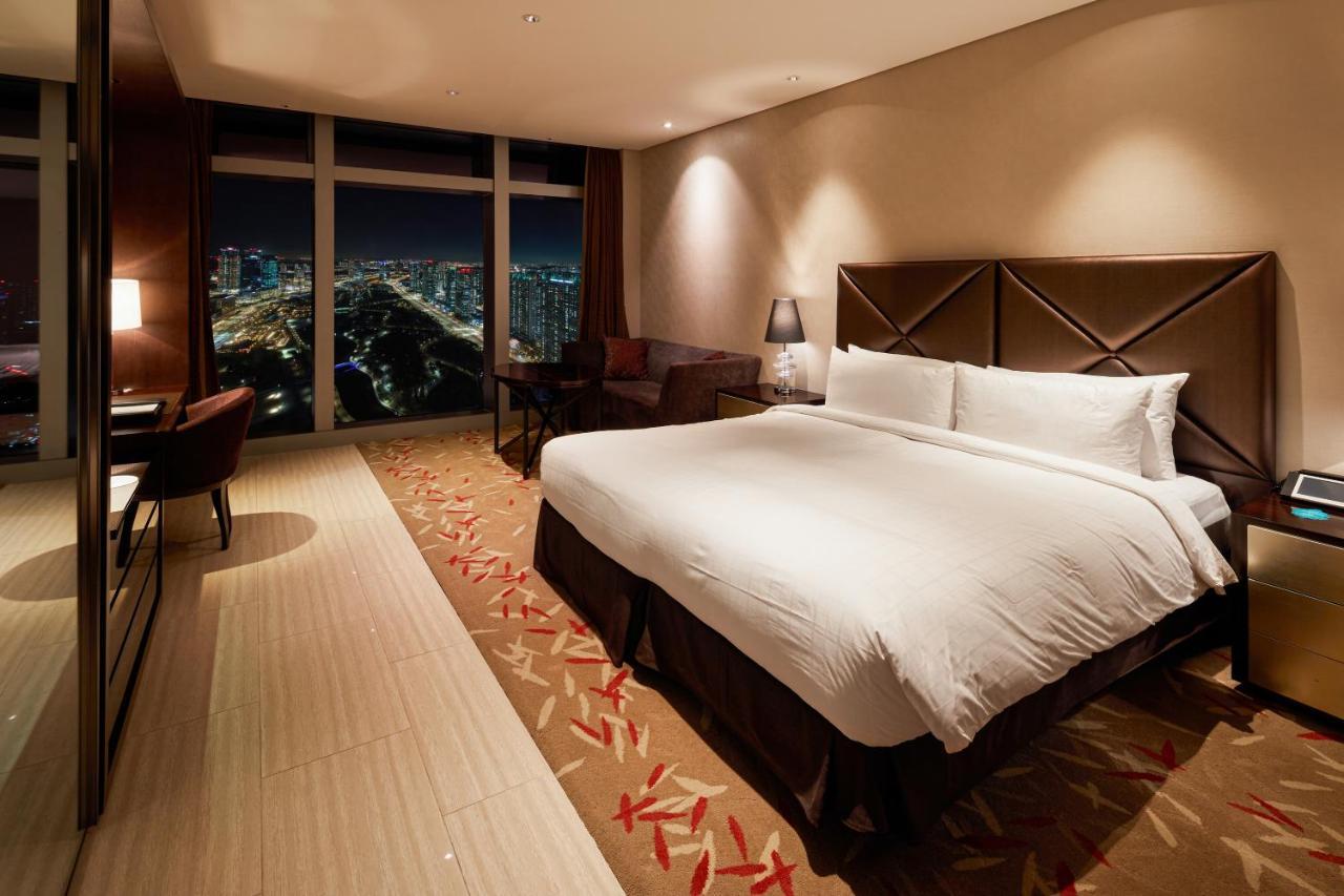 Oakwood Premier Incheon Aparthotel Exterior photo